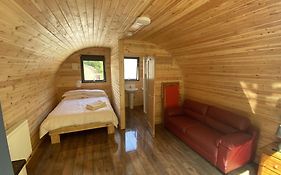 Forest Pod 4 Pet Friendly
