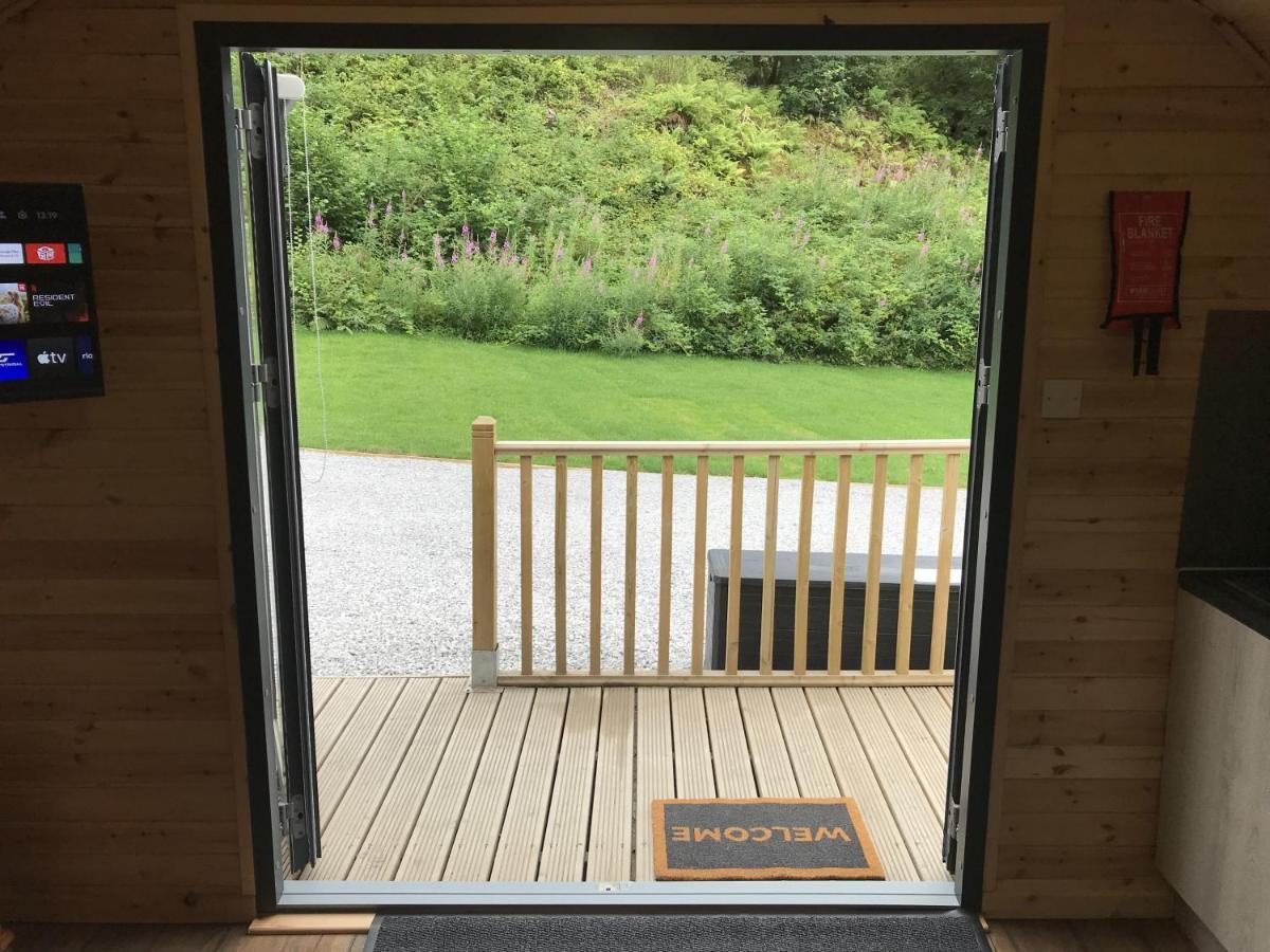 Forest Pod 4 Pet Friendly Villa Neath Exterior photo